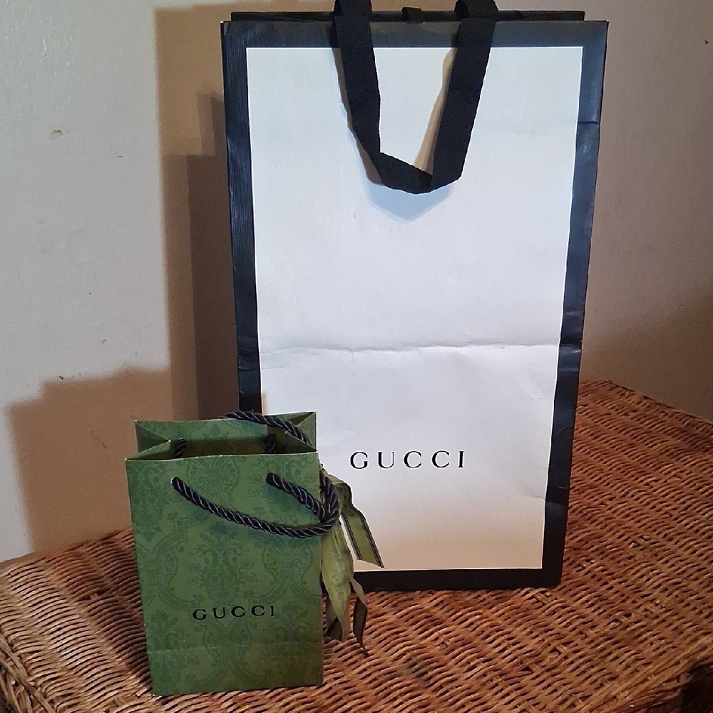 Gucci White Shopping Bag